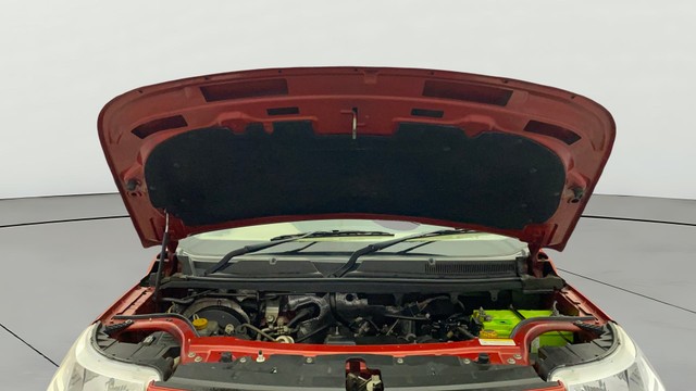 Second-hand 2016 Mahindra TUV 300 T8 AMT for sale in Kochi-9