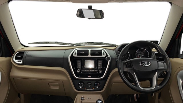 Second-hand 2016 Mahindra TUV 300 T8 AMT for sale in Kochi-10