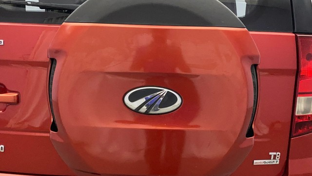 Second-hand 2016 Mahindra TUV 300 T8 AMT for sale in Kochi-27