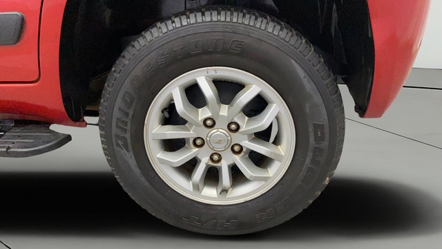 Second-hand 2016 Mahindra TUV 300 T8 AMT for sale in Kochi-26