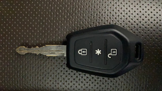 Second-hand 2016 Mahindra TUV 300 T8 AMT for sale in Kochi-21