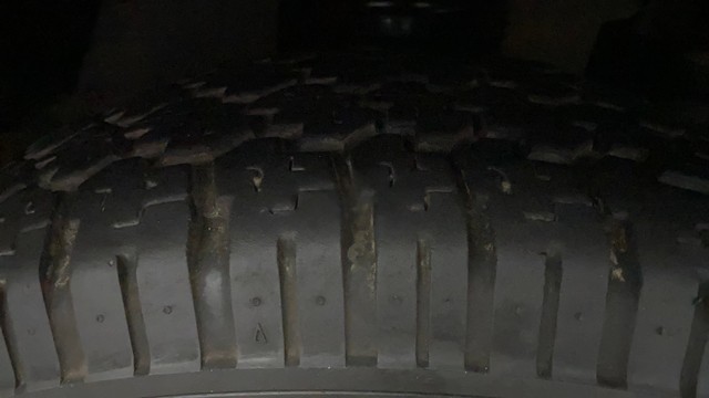 Second-hand 2016 Mahindra TUV 300 T8 AMT for sale in Kochi-28