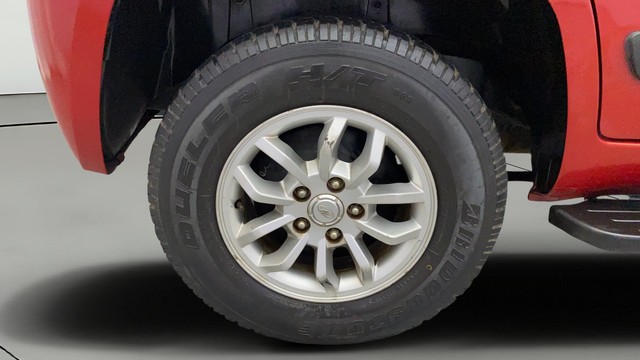 Second-hand 2016 Mahindra TUV 300 T8 AMT for sale in Kochi-24