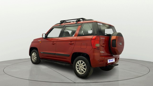 Second-hand 2016 Mahindra TUV 300 T8 AMT for sale in Kochi-4