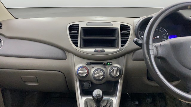 Second-hand 2016 Hyundai i10 Magna 1.1L for sale in Mumbai-22