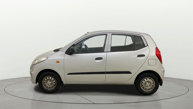 Second-hand 2016 Hyundai i10 Magna 1.1L for sale in Mumbai-5
