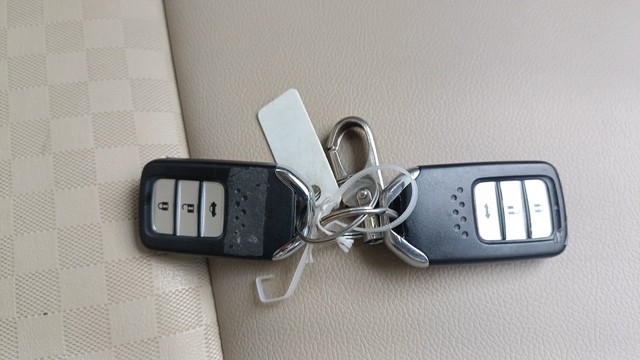 Second-hand 2019 Honda City i-VTEC CVT V for sale in New Delhi-21