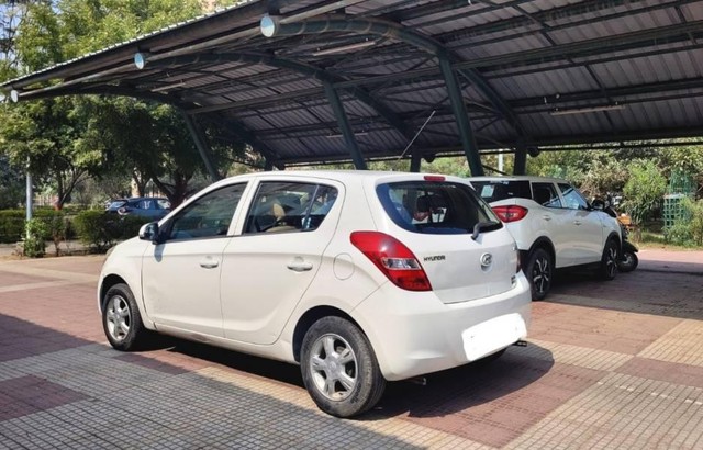 Hyundai i20 1.2 Asta Second-hand 2012 Hyundai i20 1.2 Asta for sale in Bihta-2