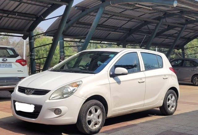 Hyundai i20 1.2 Asta Second-hand 2012 Hyundai i20 1.2 Asta for sale in Bihta-6