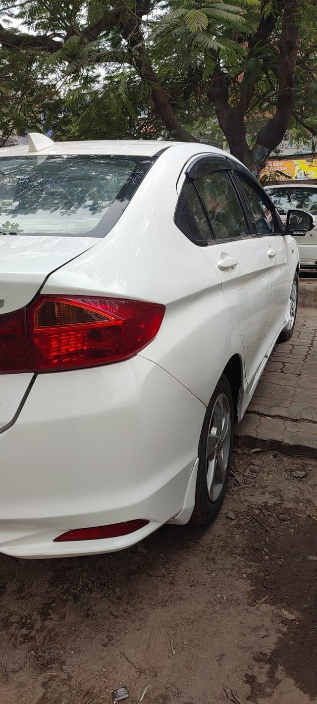 Second-hand 2014 Honda City i VTEC V for sale in Patna-5