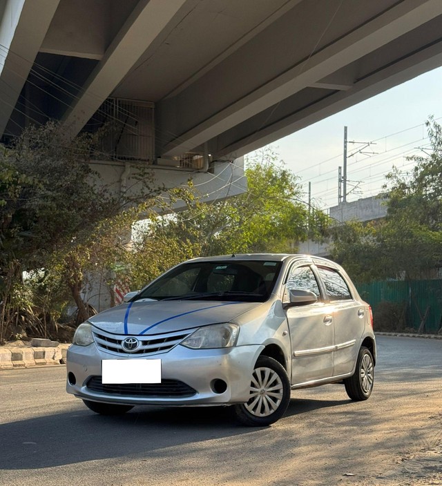 Second-hand 2013 Toyota Etios Liva G for sale in New Delhi-9