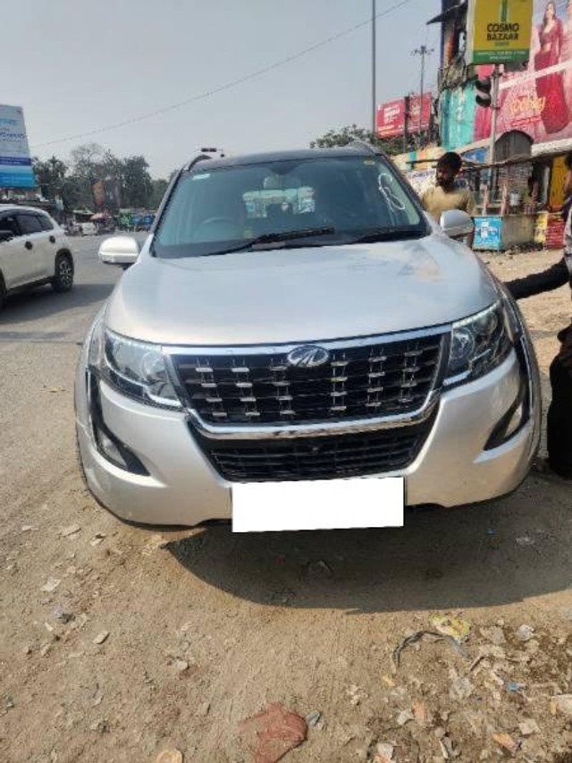 Second-hand 2019 Mahindra XUV500 W9 2WD for sale in Jalpaiguri-0