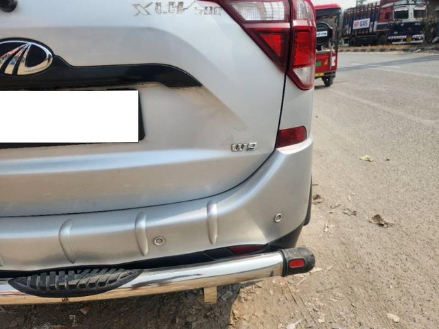 Second-hand 2019 Mahindra XUV500 W9 2WD for sale in Jalpaiguri-2