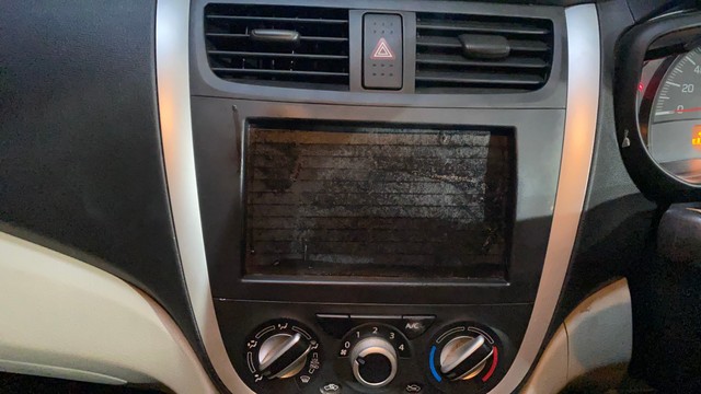 Second-hand 2016 Maruti Celerio VXI for sale in Kolkata-3