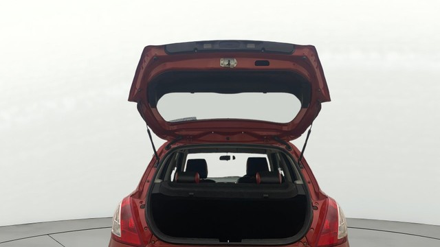 Second-hand 2014 Maruti Swift ZXI for sale in Hyderabad-20