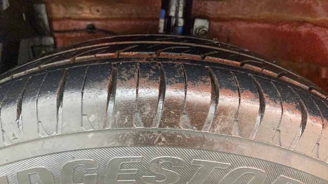 Second-hand 2014 Maruti Swift ZXI for sale in Hyderabad-30