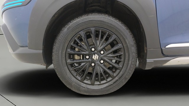 Second-hand 2021 Maruti XL6 Zeta AT for sale in New Delhi-26