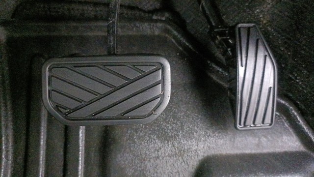 Second-hand 2021 Maruti XL6 Zeta AT for sale in New Delhi-14