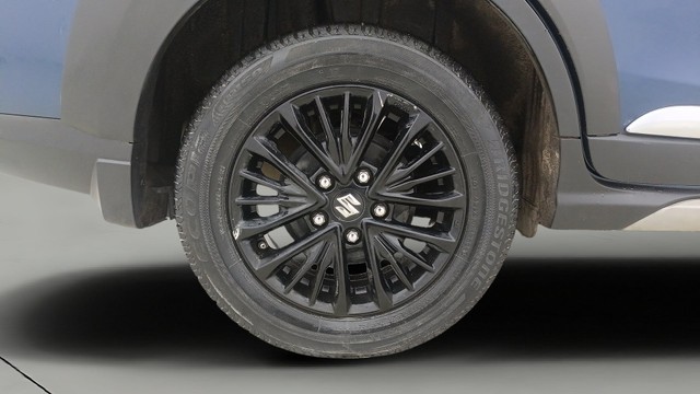 Second-hand 2021 Maruti XL6 Zeta AT for sale in New Delhi-25