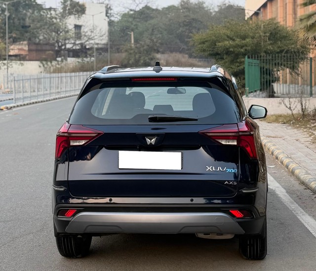 Mahindra XUV700 AX5 AT BSVI Second-hand 2022 Mahindra XUV700 AX5 AT BSVI for sale in New Delhi-13