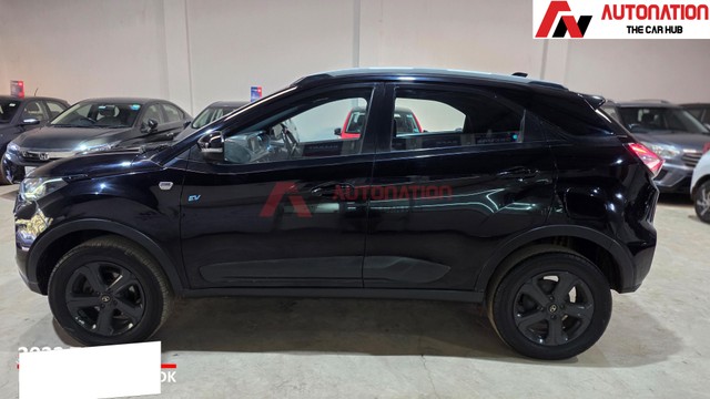 Second-hand 2022 Tata Nexon EV XZ Plus Dark Edition for sale in Kolkata-2