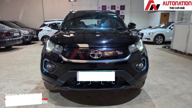 Second-hand 2022 Tata Nexon EV XZ Plus Dark Edition for sale in Kolkata-4