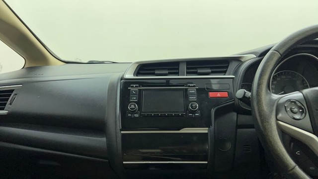 Second-hand 2015 Honda Jazz V for sale in Mysore-24