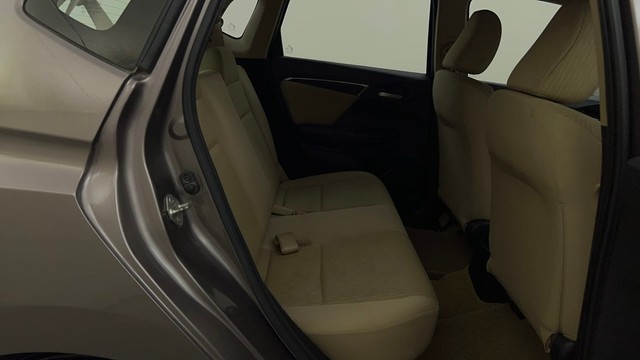 Second-hand 2015 Honda Jazz V for sale in Mysore-23