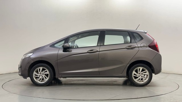 Second-hand 2015 Honda Jazz V for sale in Mysore-6