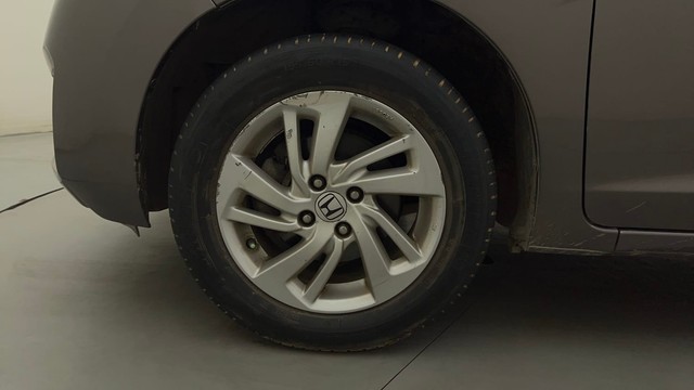 Second-hand 2015 Honda Jazz V for sale in Mysore-20