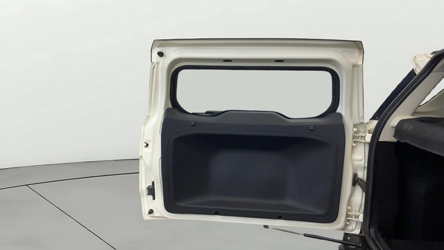 Second-hand 2020 Ford Ecosport 1.5 Petrol Titanium for sale in New Delhi-20