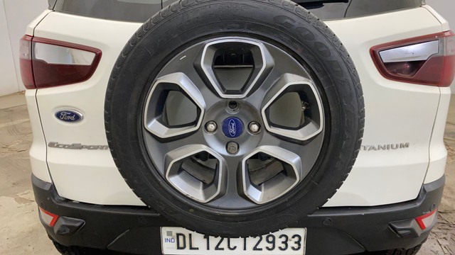 Second-hand 2020 Ford Ecosport 1.5 Petrol Titanium for sale in New Delhi-28