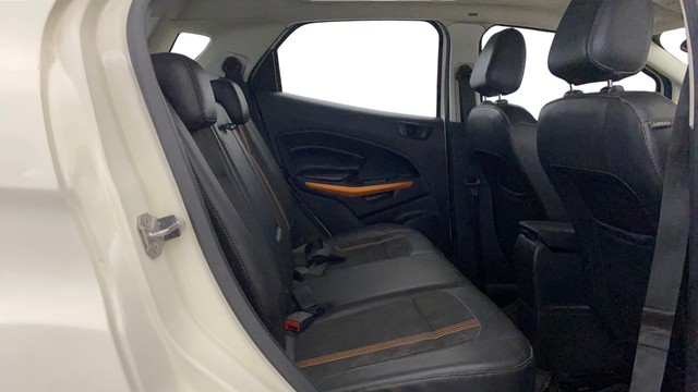 Second-hand 2020 Ford Ecosport 1.5 Petrol Titanium for sale in New Delhi-16