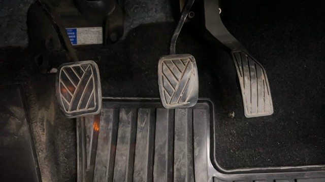 Second-hand 2016 Maruti Vitara Brezza ZXI Plus Dual Tone for sale in Pune-14