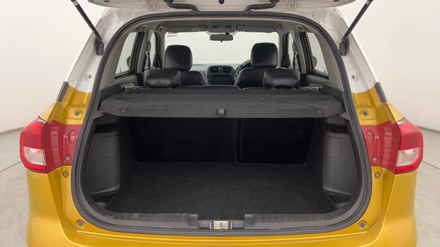 Second-hand 2016 Maruti Vitara Brezza ZXI Plus Dual Tone for sale in Pune-9