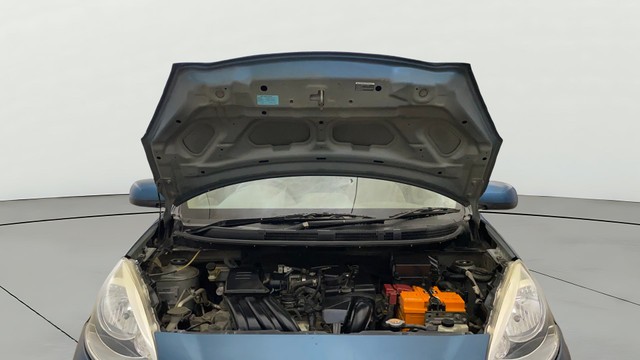 Nissan Micra XV CVT Second-hand 2016 Nissan Micra XV CVT for sale in Noida-9