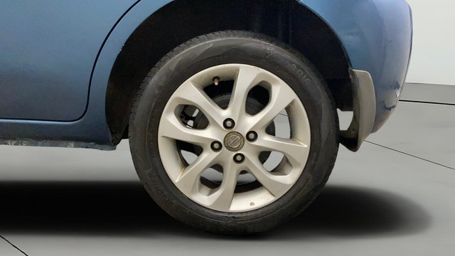 Nissan Micra XV CVT Second-hand 2016 Nissan Micra XV CVT for sale in Noida-27