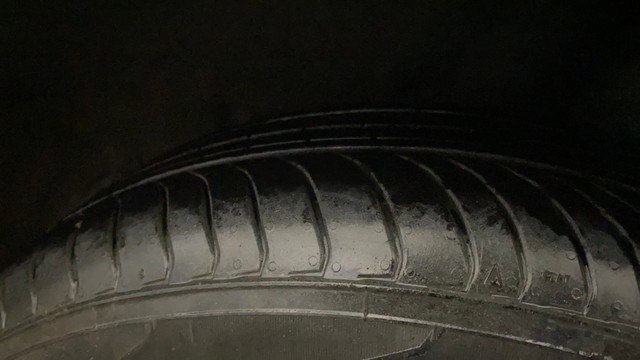 Nissan Micra XV CVT Second-hand 2016 Nissan Micra XV CVT for sale in Noida-32