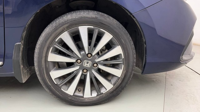 Second-hand 2023 Honda City ZX CVT for sale in Thane-17