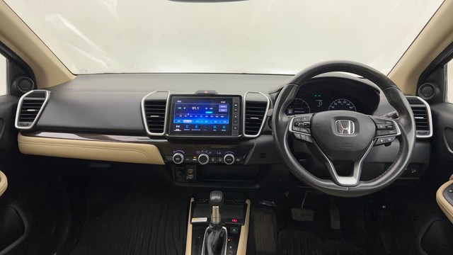 Second-hand 2023 Honda City ZX CVT for sale in Thane-11
