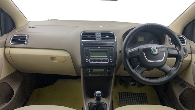 Second-hand 2012 Skoda Rapid 1.6 TDI Elegance for sale in Gulbarga-10