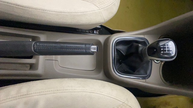 Second-hand 2012 Skoda Rapid 1.6 TDI Elegance for sale in Gulbarga-13