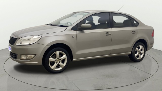 Second-hand 2012 Skoda Rapid 1.6 TDI Elegance for sale in Gulbarga-6