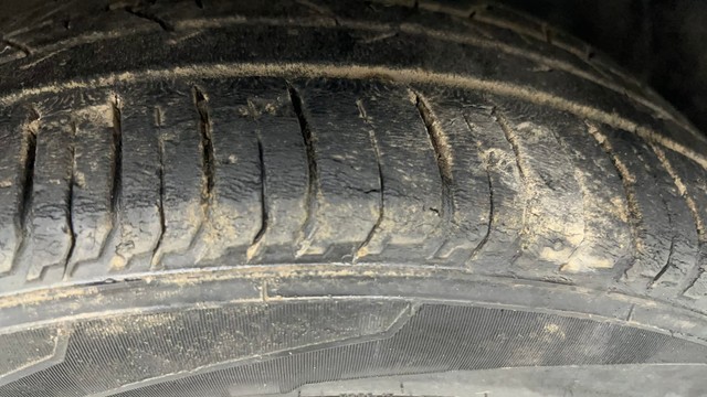 Second-hand 2022 Hyundai i20 Asta Turbo DCT for sale in Ahmedabad-26