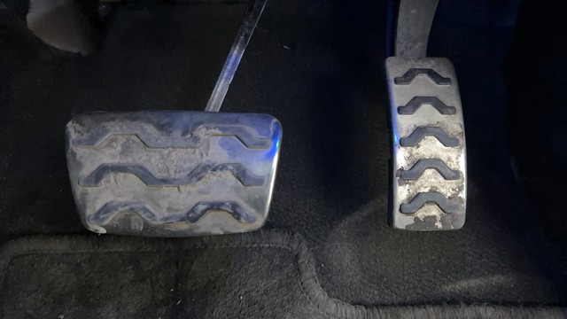 Second-hand 2022 Hyundai i20 Asta Turbo DCT for sale in Ahmedabad-14