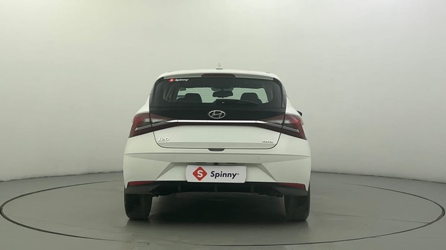 Second-hand 2022 Hyundai i20 Asta Turbo DCT for sale in Ahmedabad-4