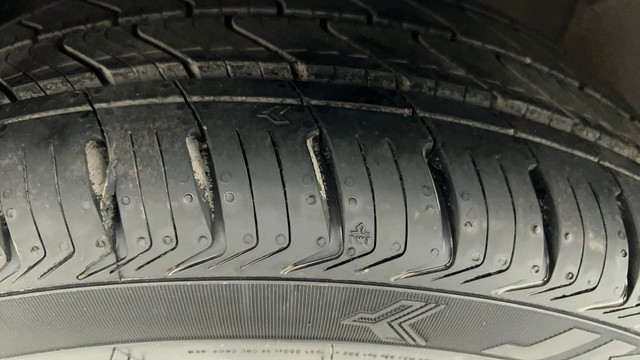 Second-hand 2022 Hyundai i20 Asta Turbo DCT for sale in Ahmedabad-34