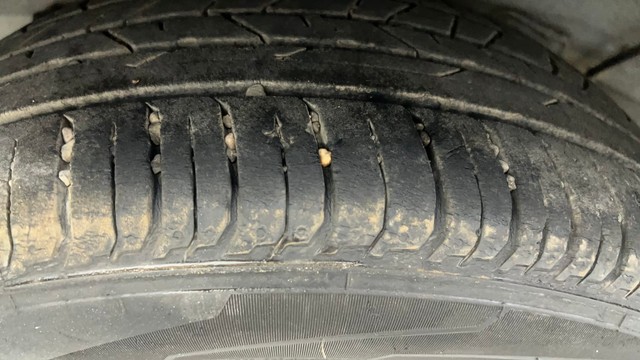 Second-hand 2022 Hyundai i20 Asta Turbo DCT for sale in Ahmedabad-37