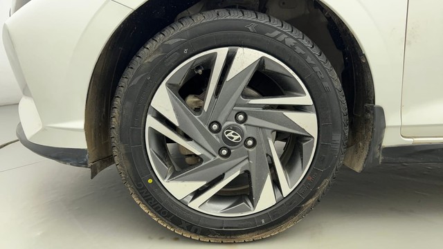 Second-hand 2022 Hyundai i20 Asta Turbo DCT for sale in Ahmedabad-20