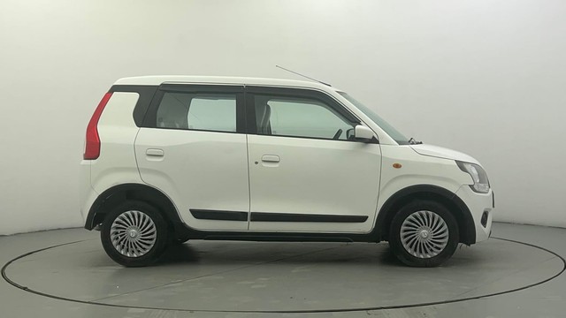 Second-hand 2022 Maruti Suzuki Wagon R ZXI 1.2 for sale in Ahmedabad-2